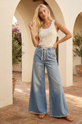 WIDE LEG DRAWSTRING DETAILED CASUAL JEANS W2440PIA