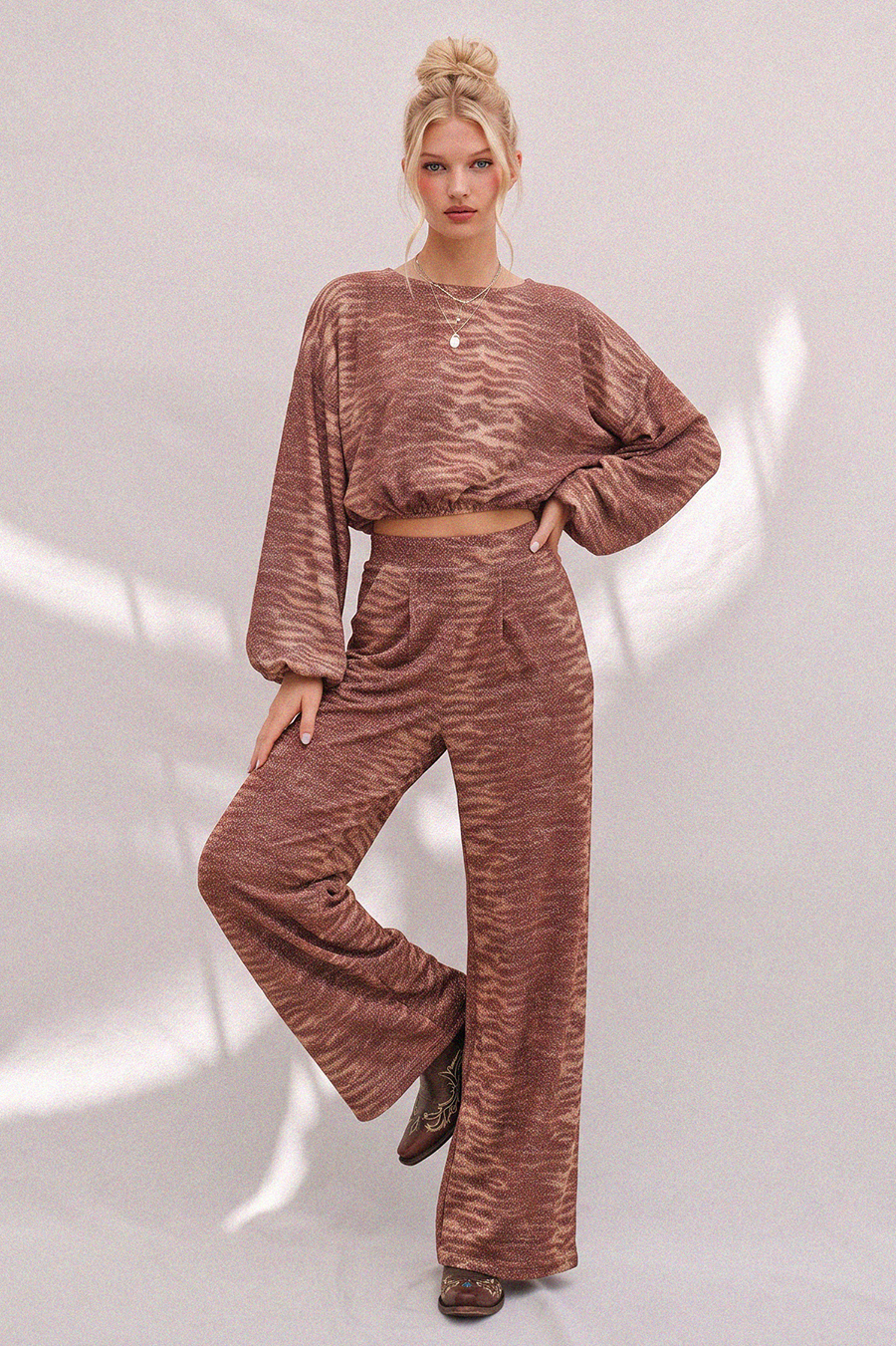 PRINTED CROPPED KNIT TOP BRONZE METALLIC 1485