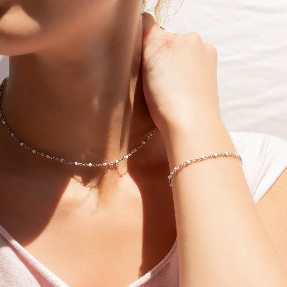 18K Gold PVD Stainless Steel White Confetti Chain Necklace: Stainless / 16+2"