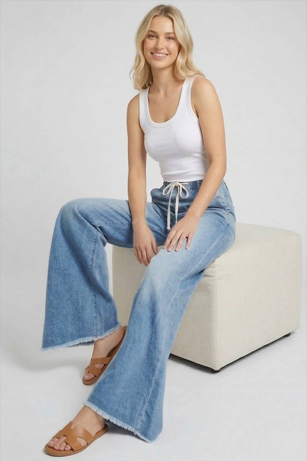 WIDE LEG DRAWSTRING DETAILED CASUAL JEANS W2440PIA