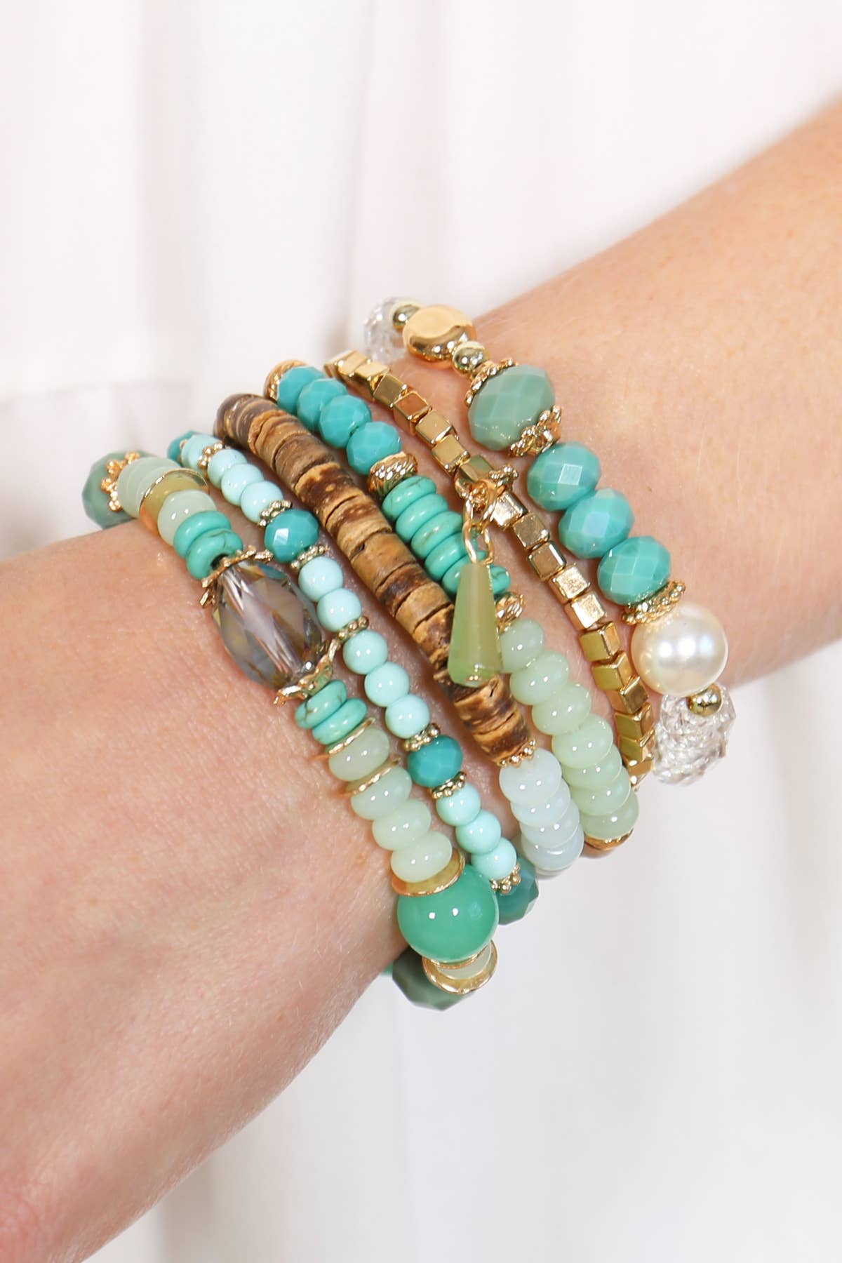 MULTI-STONE BEADS STACKABLE BRACELETS: NATURAL / ONE SIZE