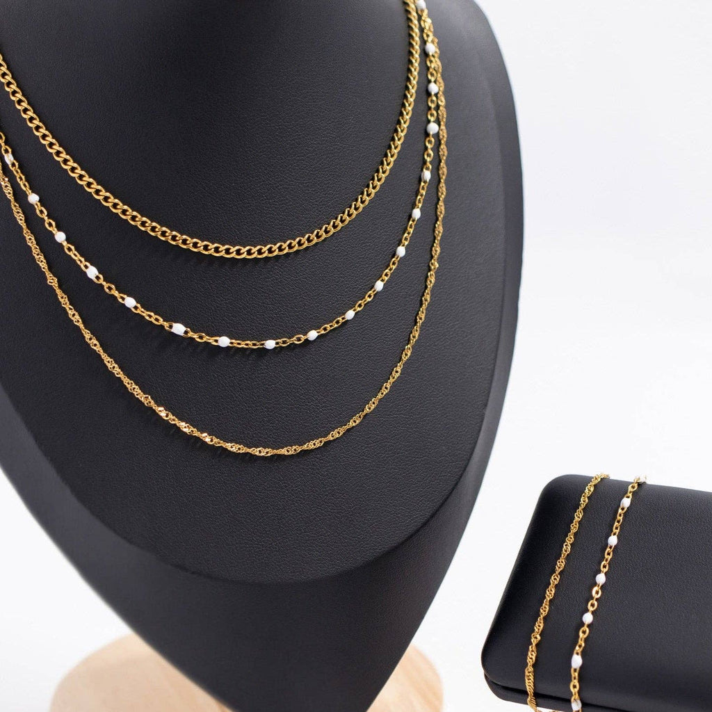 18K Gold PVD Stainless Steel White Confetti Chain Necklace: Stainless / 16+2"