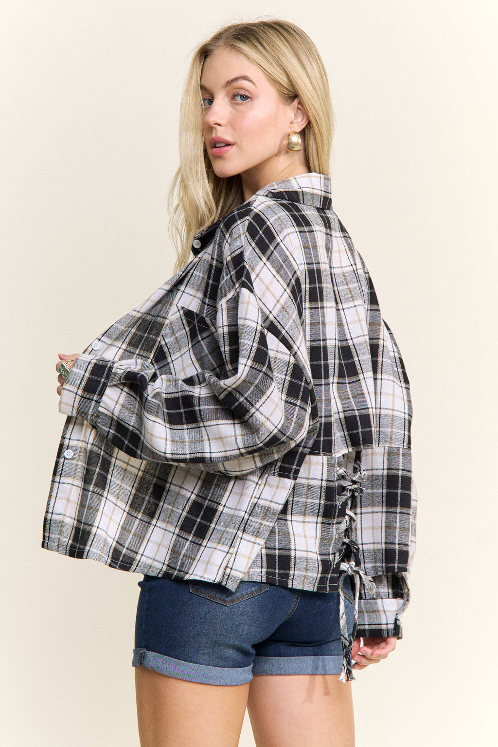 CROPPED PLAID LACE UP BACK SHIRT - CET4243: DENIM  BLUE / S-M-L(2-2-2)